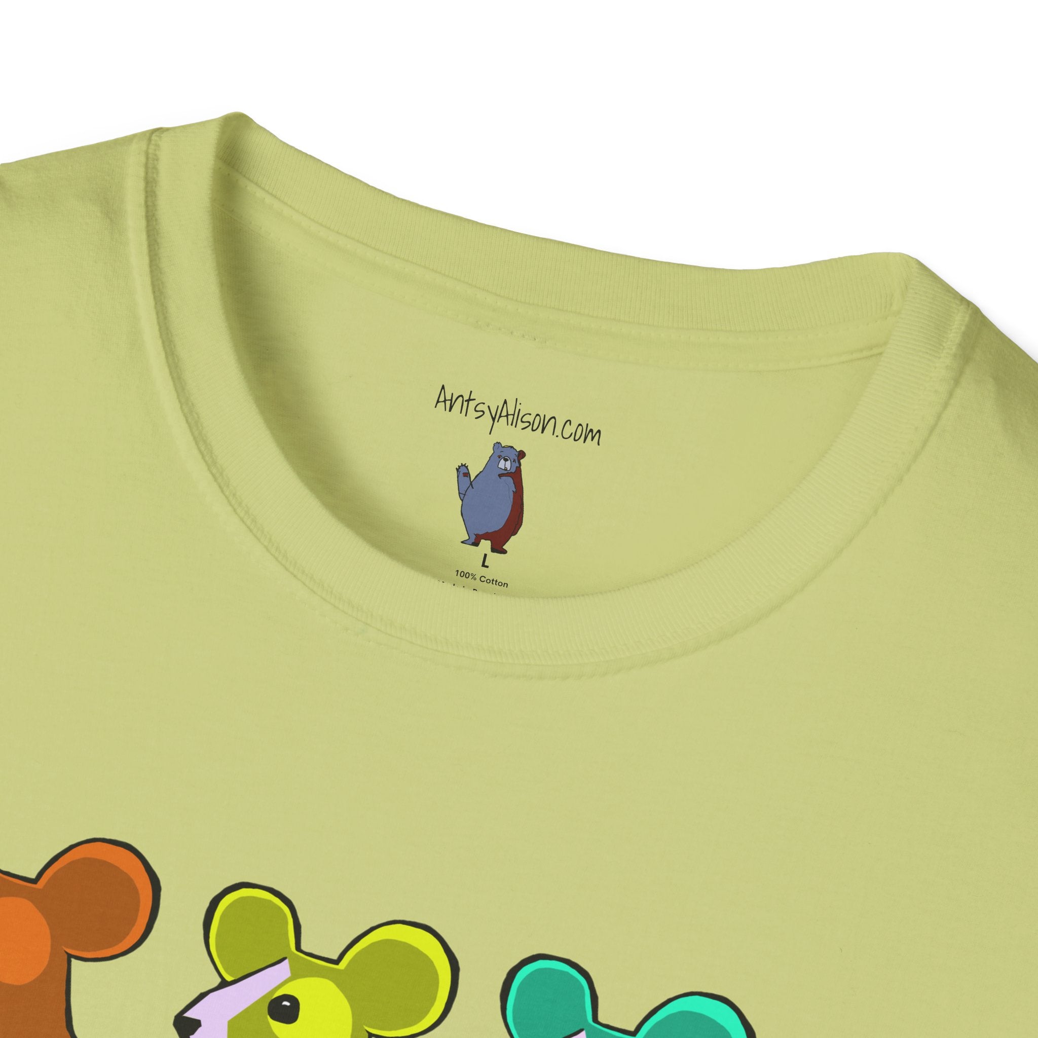 Hickory Dickory Dock Graphic Art Mouse Tee - 100% Cotton T-Shirt